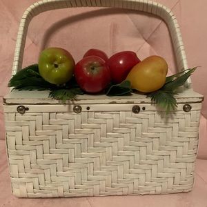 Vintage 1960’s fruit basket purse